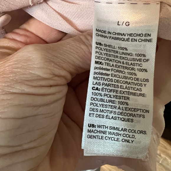 White House Black Market Pale Pink Smocked Ruffled Blouse - Picture 16 of 16